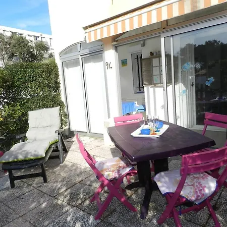 Apartment 2 Pieces Avec Terrasse Et Piscine A - Fr-1-826-7 *
